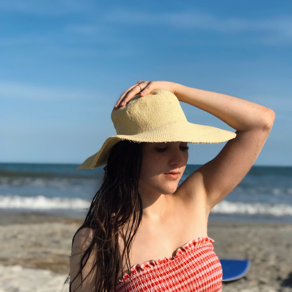 Floppy Straw Hat ☀️ (Blogger Favorite!)